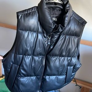 Zara Black puffer vest